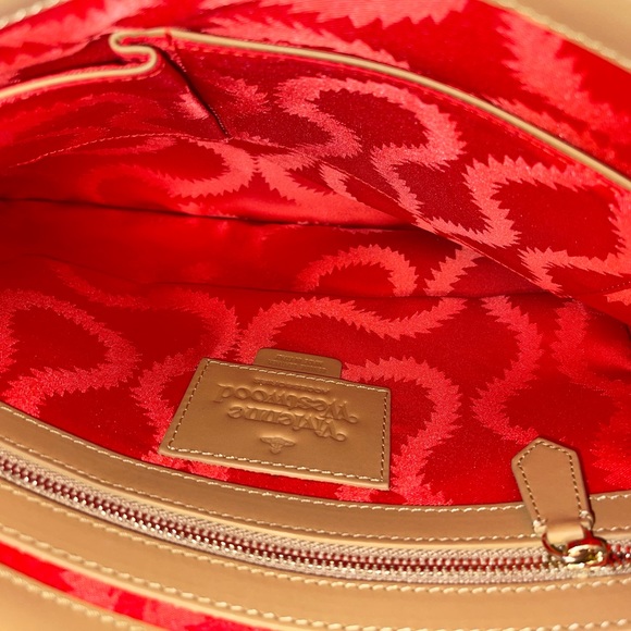 Vivienne Westwood LARHE POUCH TEDDY BEAR NWT - Picture 5 of 17